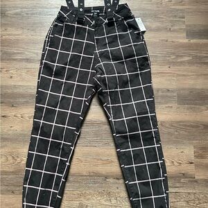 Hot Topic Pink & black suspender joggers NWT